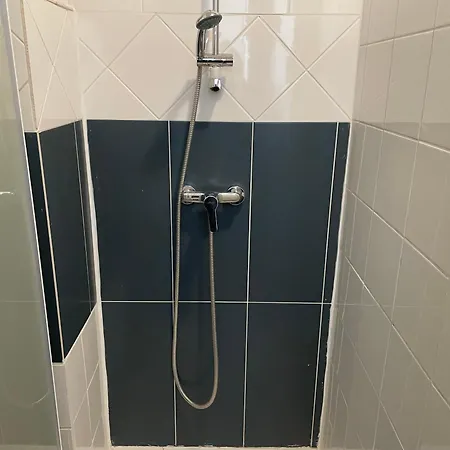 Tres Agreable A Apartament *